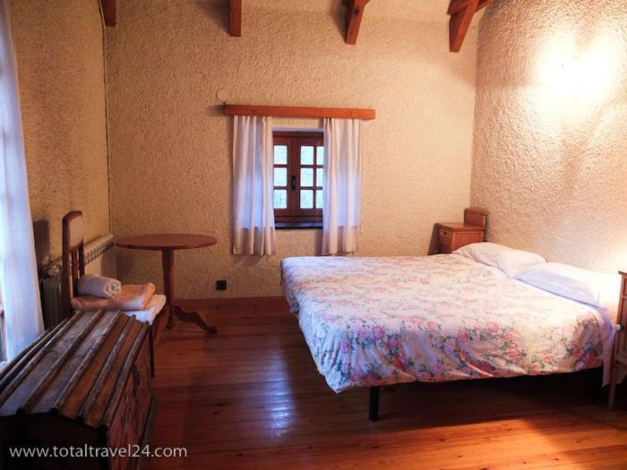 منزل الضيف Espierba  في Casas De Zapatierno الغرفة الصورة